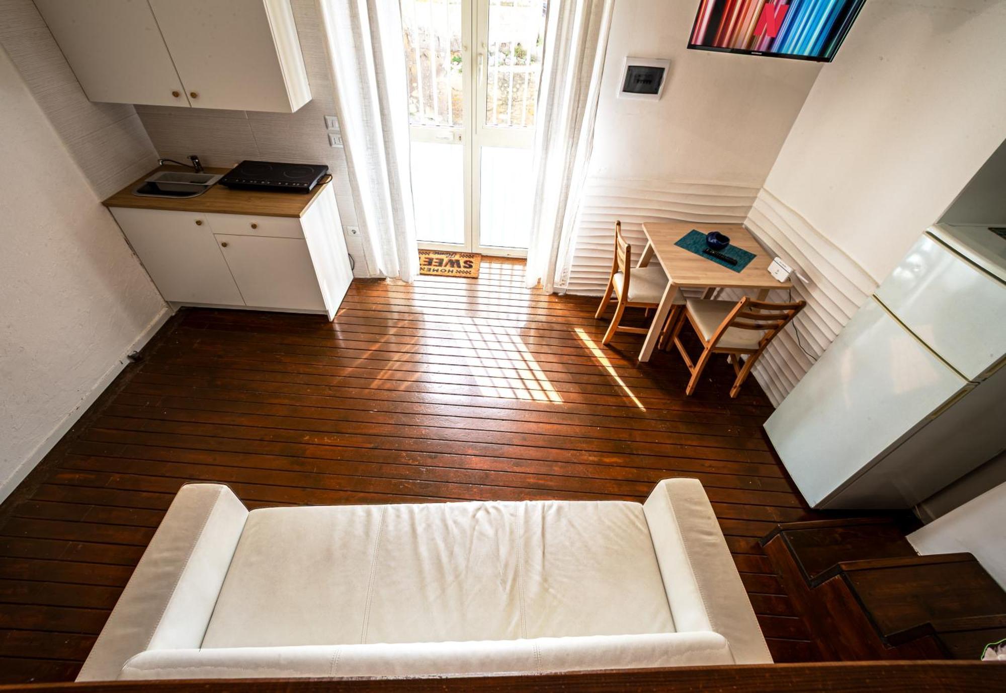 Mh Suites Rooms Apartments Bacoli Pokoj fotografie